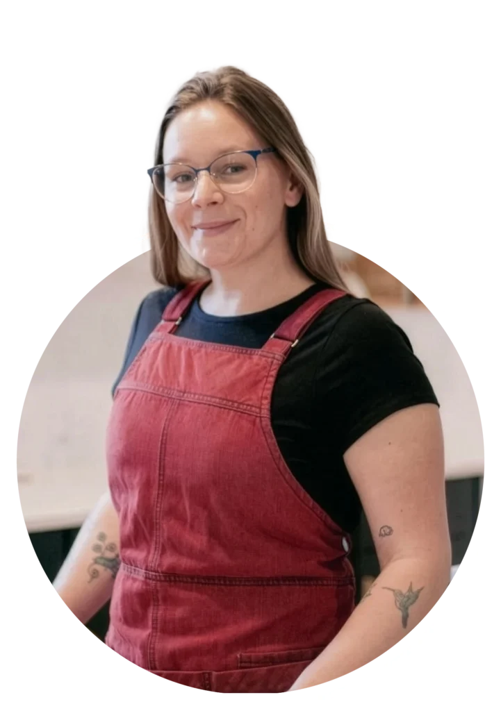 Hire a personal chef in Denver for customized in-home meal prep and healthy family meals.